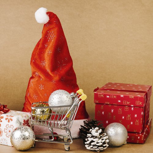 Jak nie przepłacić w święta? Sposoby na mądre gospodarowanie budżetem