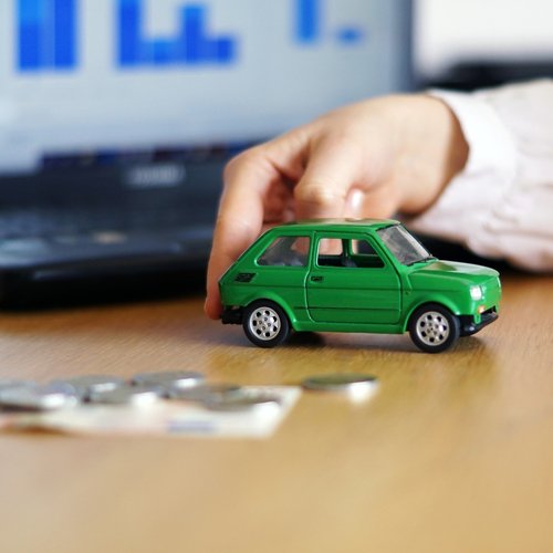 Ubezpieczenie OC i AC. 7 czynników, które najbardziej wpływają na cenę polisy