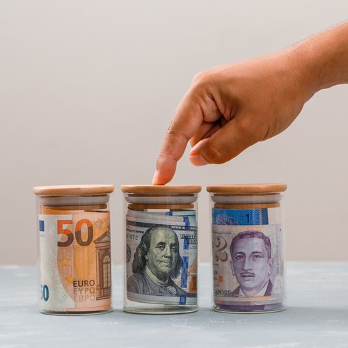 Gdzie najwygodniej wymieniać waluty? Ranking kantorów w aplikacjach bankowych